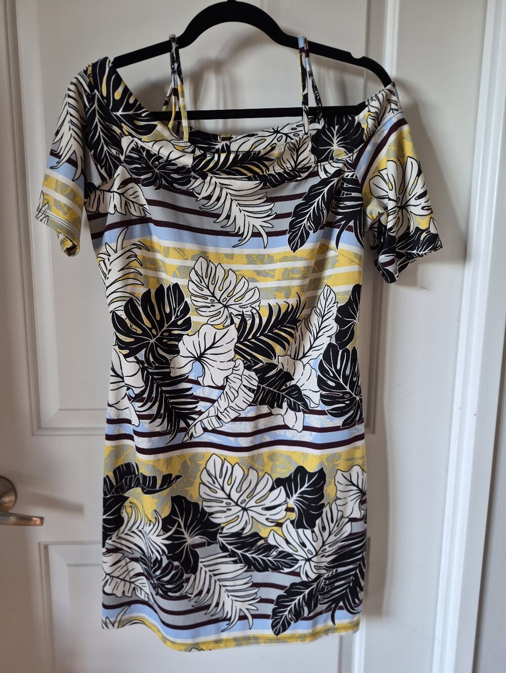 H&M Tropical Off-Shoulder Mini Dress in Yellow, Black & White